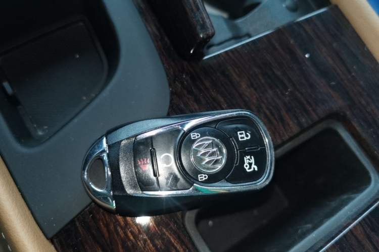 Used Buick LaCrosse 2016 20T Luxury Model Vehicle Key