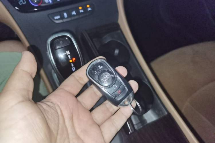 Used Buick LaCrosse 2016 20T Luxury Model Vehicle Key