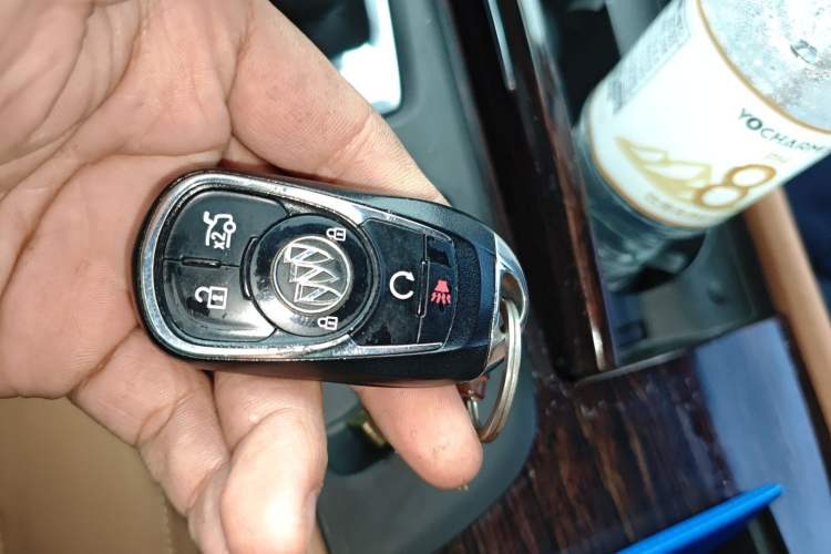 Used Buick LaCrosse 2016 20T Elite Edition Vehicle Key