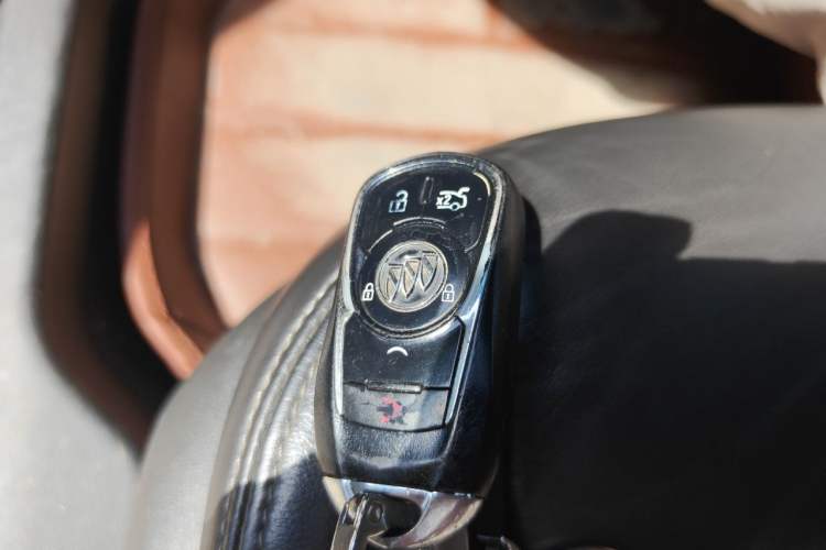 Used Buick LaCrosse 2016 Revised Version 28T Elite Edition Vehicle Key