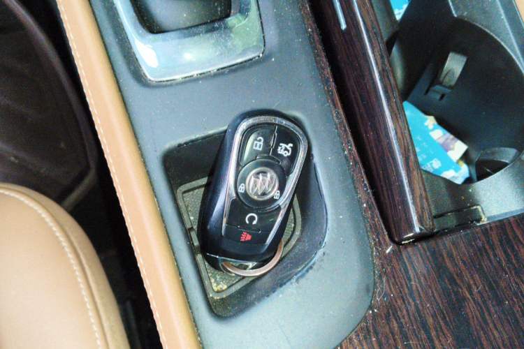 Used Buick LaCrosse 2016 20T Elite Edition Vehicle Key