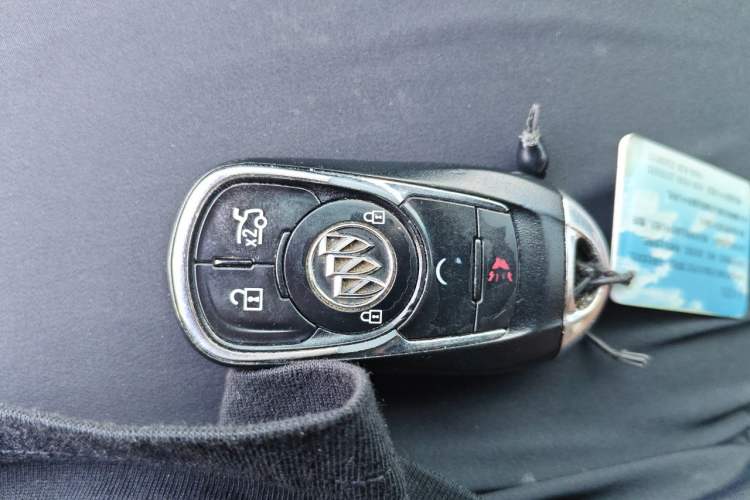 Used Buick LaCrosse 2016 20T Elite Edition Vehicle Key
