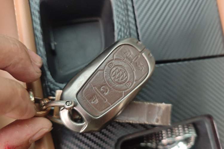 Used Buick LaCrosse 2016 20T Elite Edition Vehicle Key