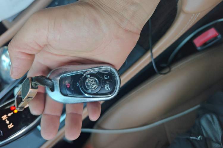 Used Buick LaCrosse 2016 28T Elite Model Vehicle Key