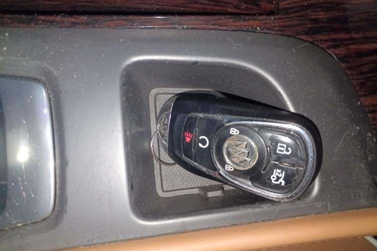 Used Buick LaCrosse 2016 20T Elite Edition Vehicle Key