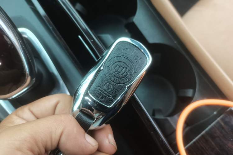 Used Buick LaCrosse 2016 20T Luxury Model Vehicle Key