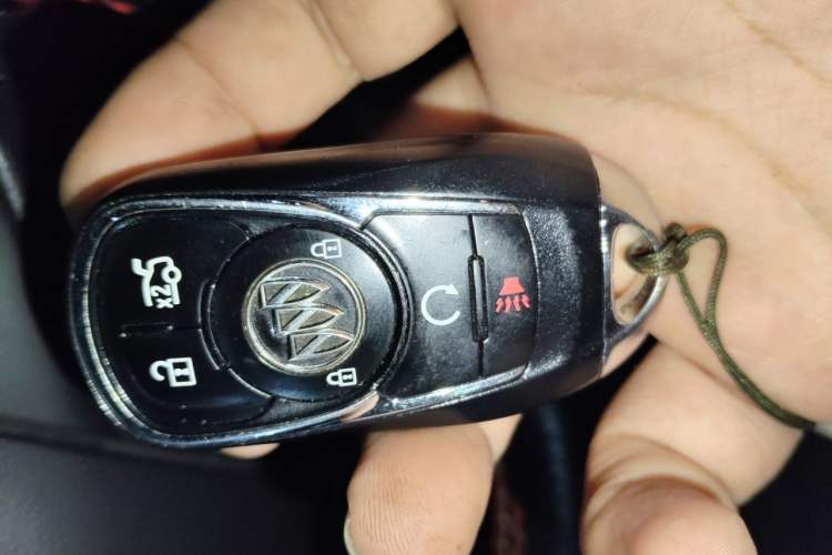 Used Buick LaCrosse 2016 20T Elite Edition Vehicle Key