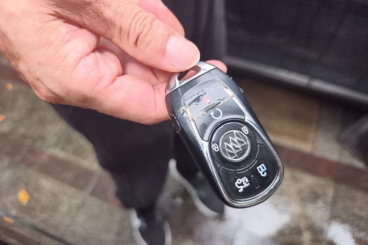 Used Buick LaCrosse 2016 20T Leading Model Vehicle Key