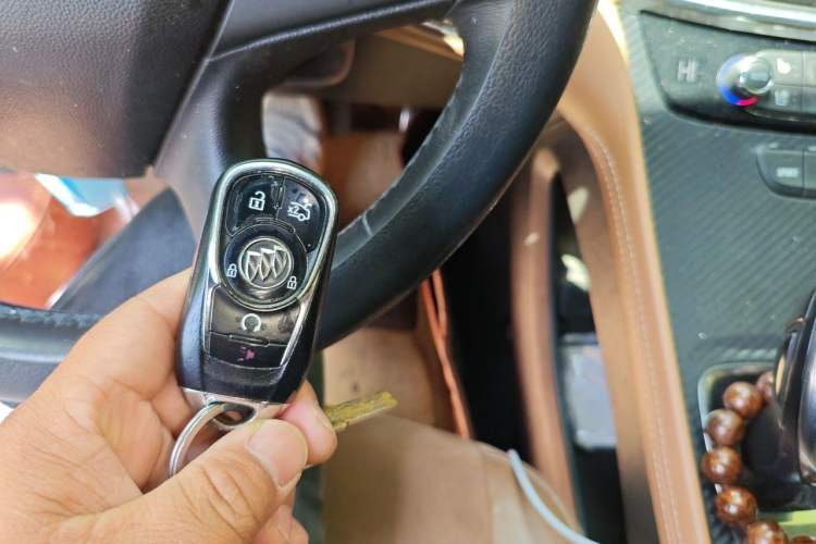 Used Buick LaCrosse 2016 20T Elite Edition Vehicle Key