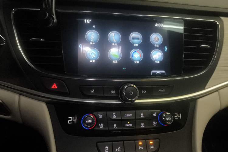 Used Buick LaCrosse 2016 30H Luxury Version Audio And AC Panel