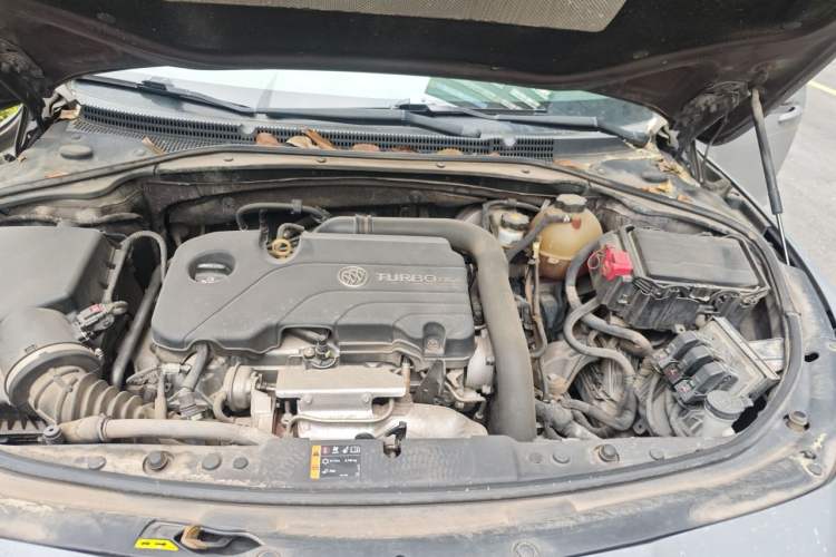 Used Buick LaCrosse 2016 20T Elite Edition Engine Bay