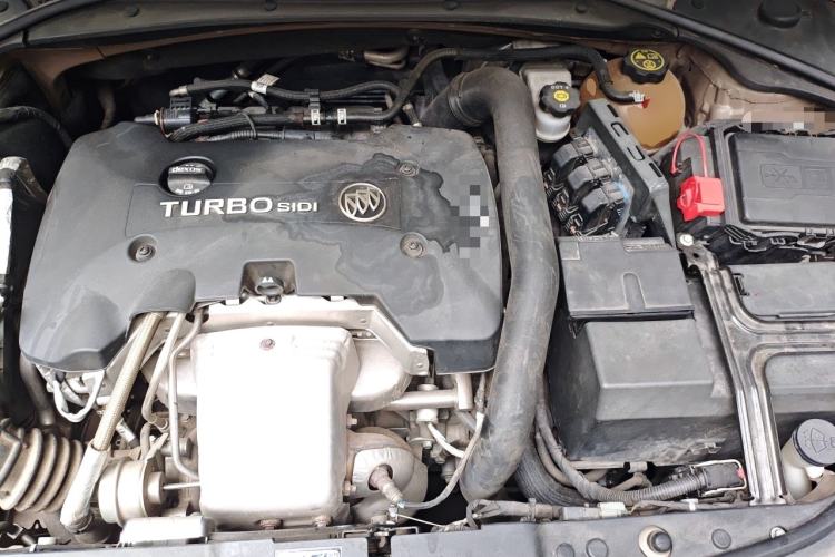 Used Buick LaCrosse 2016 28T Premium Edition Engine Bay