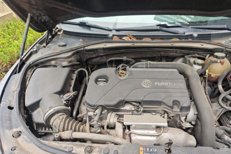 Used Buick LaCrosse 2016 20T Elite Edition Engine Bay Right