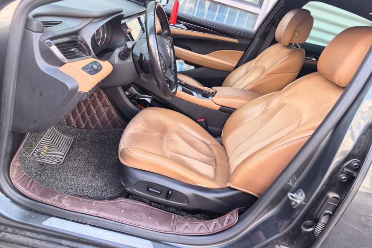 Used Buick LaCrosse 2016 28T Premium Edition Left Front Seat