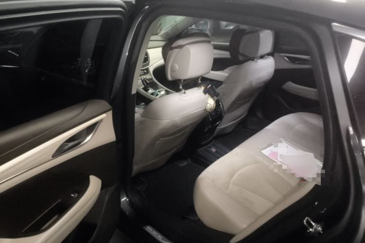 Used Buick LaCrosse 2016 30H Luxury Version Left Rear Seat