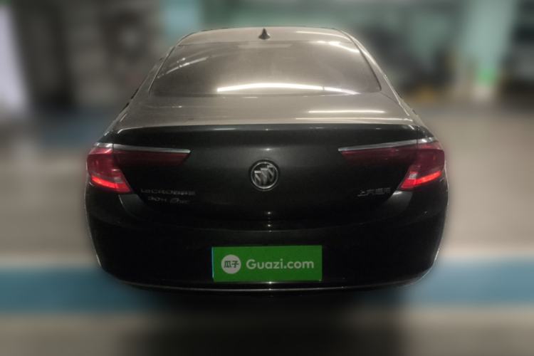 Used Buick LaCrosse 2016 30H Luxury Version Rear