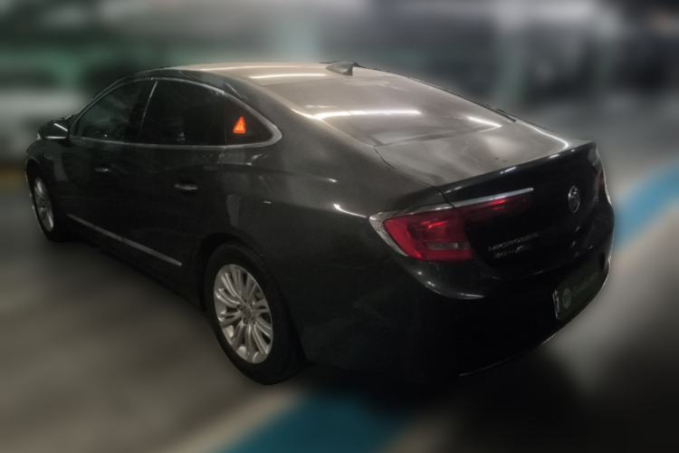 Used Buick LaCrosse 2016 30H Luxury Version Rear Left 45 Deg