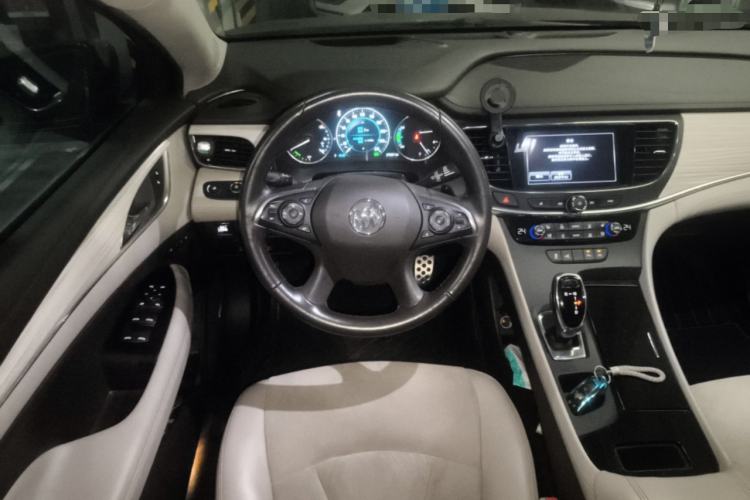 Used Buick LaCrosse 2016 30H Luxury Version Steering Wheel