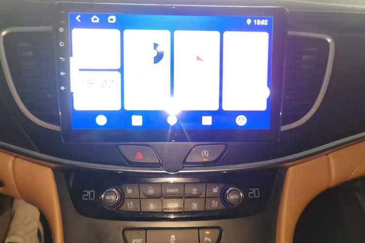 Used Buick LaCrosse 2016 20T Elite Edition Audio And AC Panel