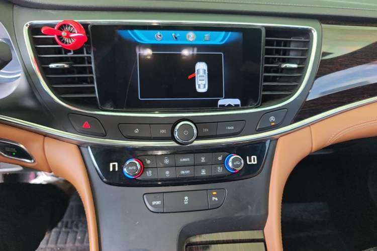 Used Buick LaCrosse 2016 20T Elite Edition Audio And AC Panel