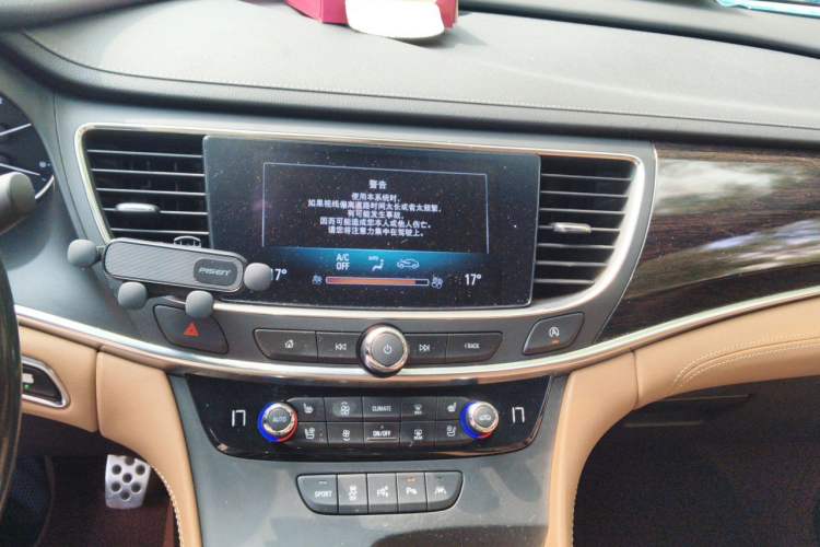 Used Buick LaCrosse 2016 20T Luxury Model Audio And AC Panel