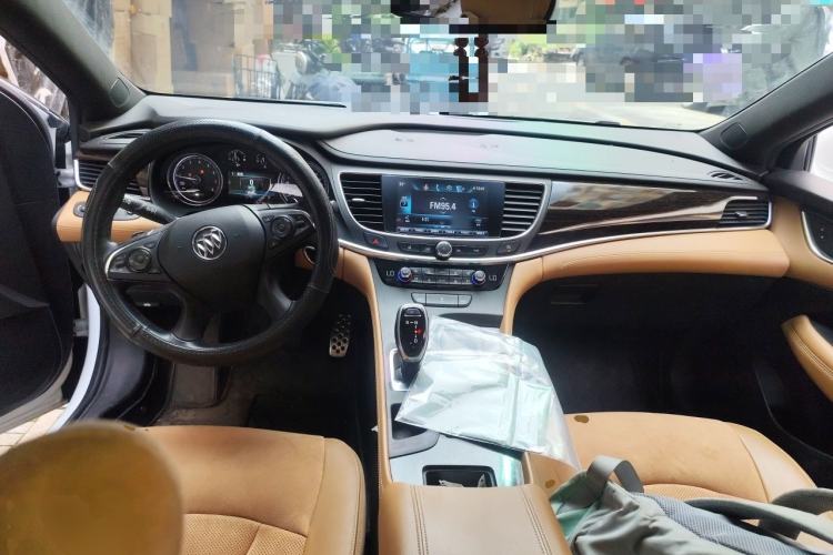 Used Buick LaCrosse 2016 20T Elite Edition Center Console