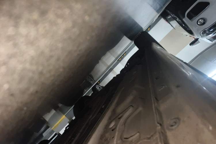 Used Buick LaCrosse 2016 30H Luxury Version Chassis Front Right