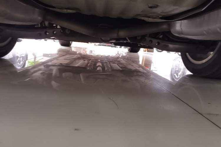 Used Buick LaCrosse 2016 Revised Version 28T Elite Edition Chassis Rear