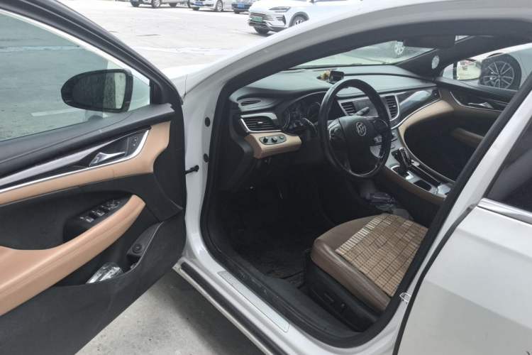 Used Buick LaCrosse 2016 20T Elite Edition Driver Seat
