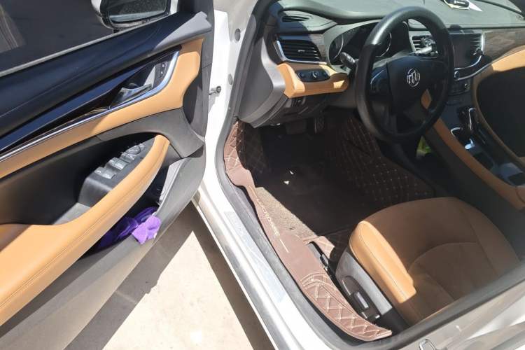 Used Buick LaCrosse 2016 20T Elite Edition Driver Seat