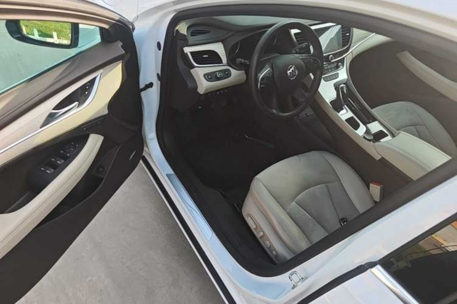 Used Buick LaCrosse 2016 30H Luxury Version Driver Seat