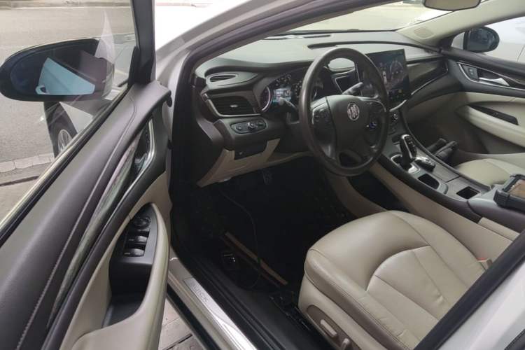 Used Buick LaCrosse 2016 Revised 20T Leading Edition Driver Seat