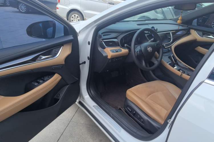 Used Buick LaCrosse 2016 20T Luxury Model Driver Seat