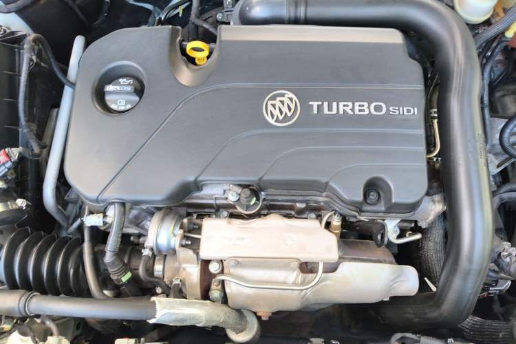 Used Buick LaCrosse 2016 20T Luxury Model Engine Bay