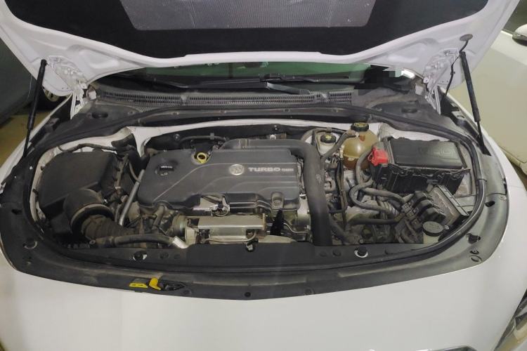 Used Buick LaCrosse 2016 20T Elite Edition Engine Bay