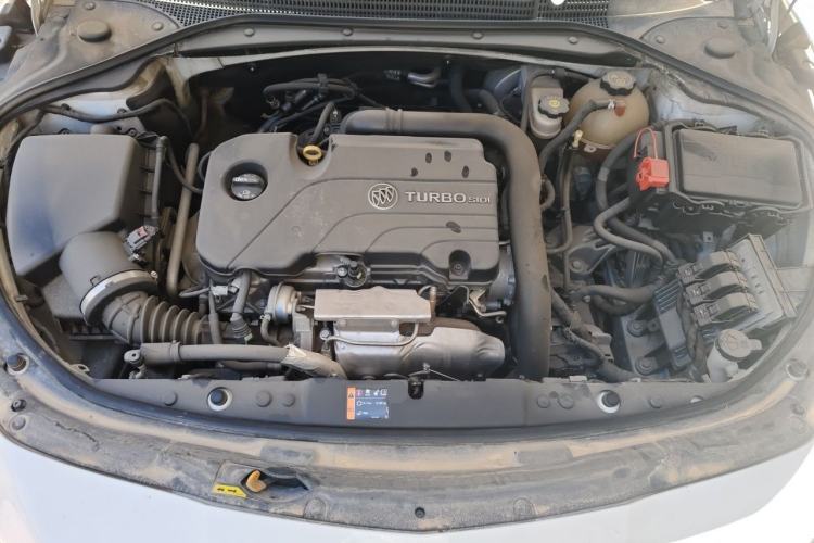 Used Buick LaCrosse 2016 20T Elite Edition Engine Bay