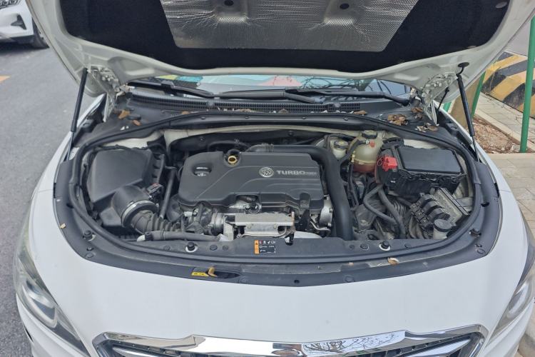 Used Buick LaCrosse 2016 20T Luxury Model Engine Bay