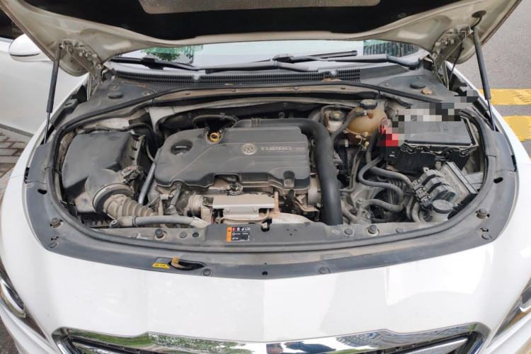 Used Buick LaCrosse 2016 20T Elite Edition Engine Bay