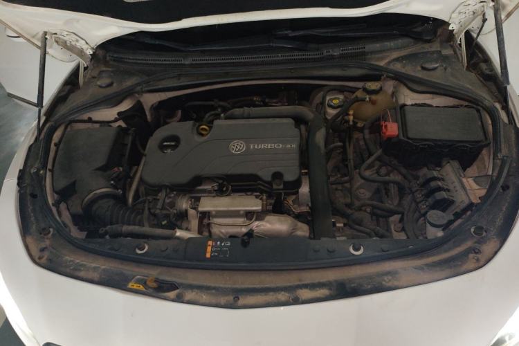 Used Buick LaCrosse 2016 20T Elite Edition Engine Bay