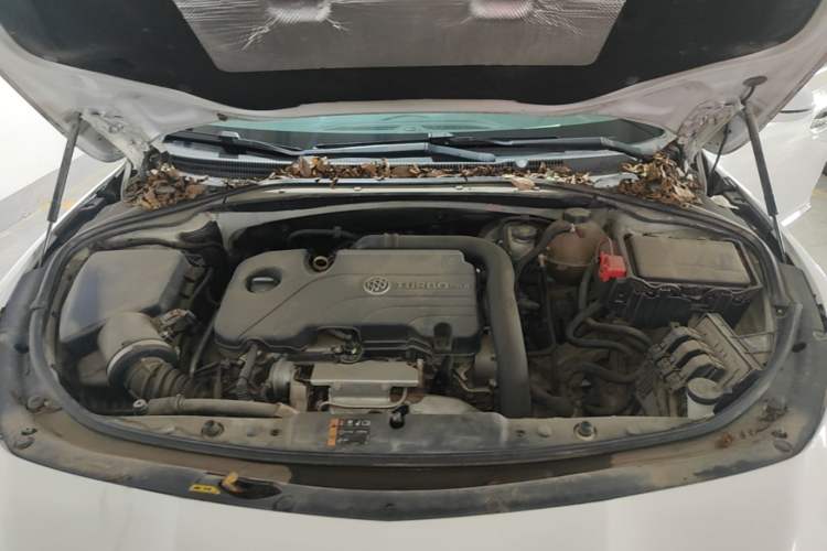 Used Buick LaCrosse 2016 20T Elite Edition Engine Bay