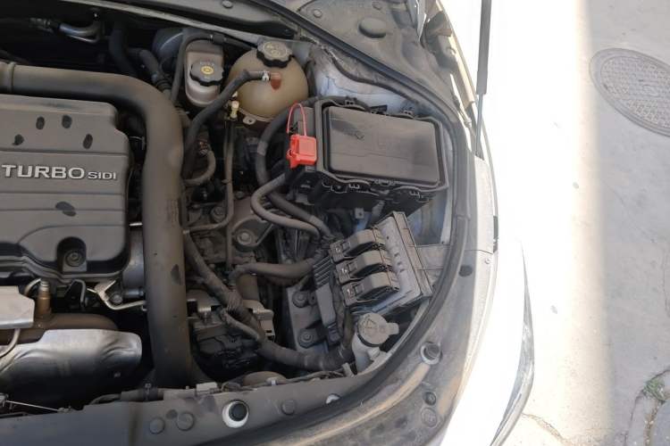 Used Buick LaCrosse 2016 20T Elite Edition Engine Bay Left