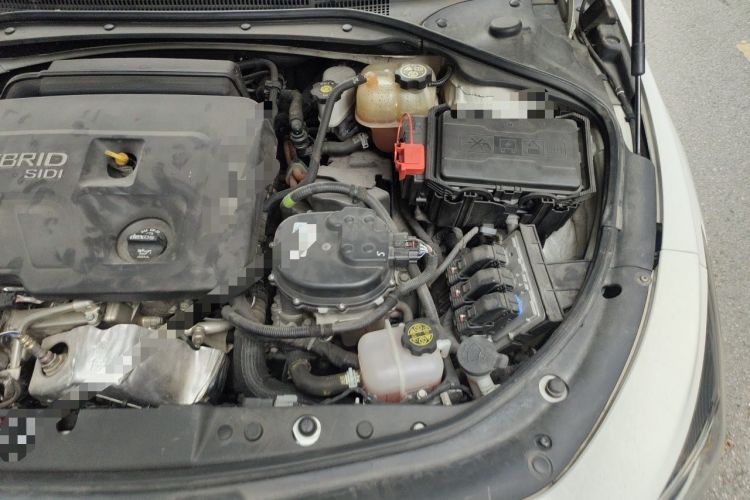 Used Buick LaCrosse 2016 30H Luxury Version Engine Bay Left