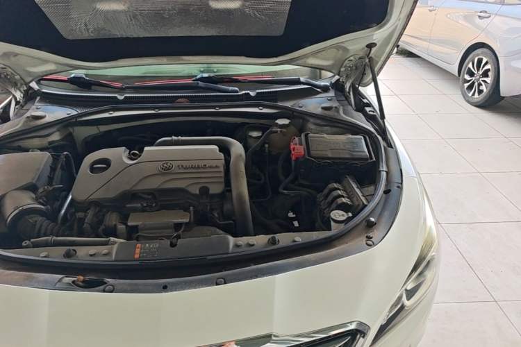 Used Buick LaCrosse 2016 20T Elite Edition Engine Bay Left
