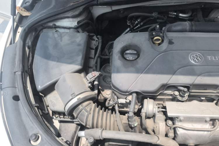 Used Buick LaCrosse 2016 20T Elite Edition Engine Bay Right