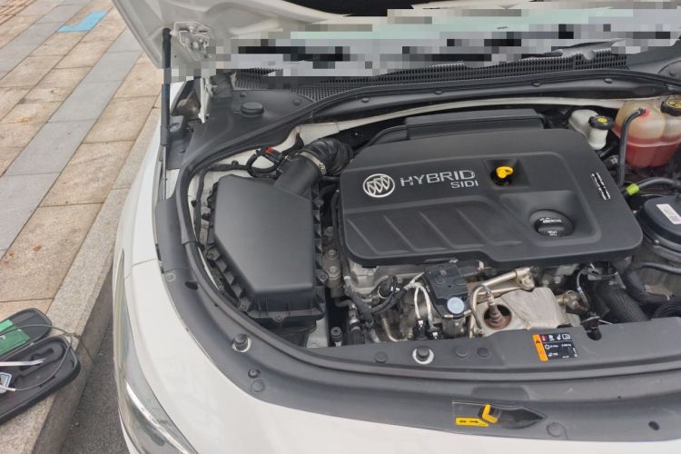 Used Buick LaCrosse 2016 30H Luxury Version Engine Bay Right