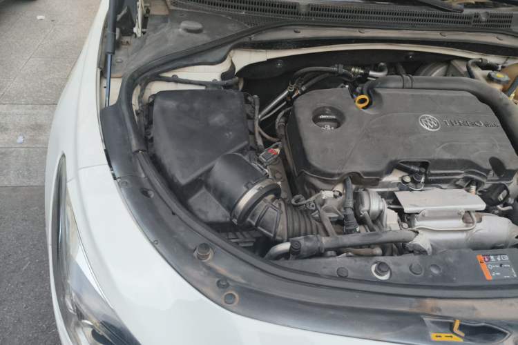 Used Buick LaCrosse 2016 20T Leading Model Engine Bay Right