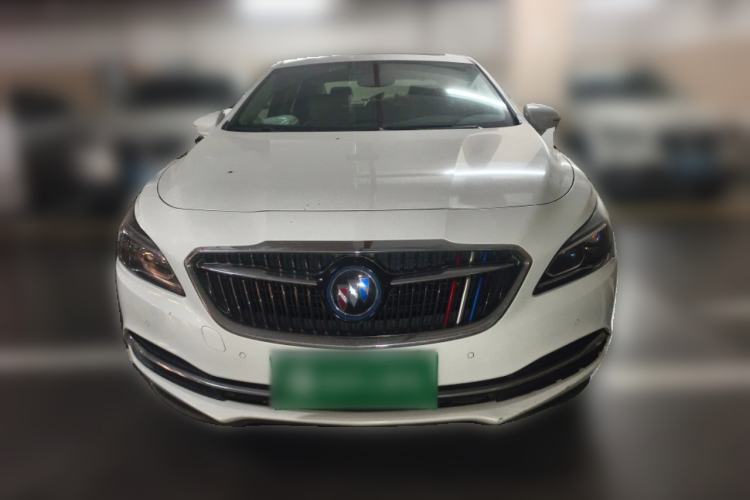 Used Buick LaCrosse 2016 30H Luxury Version Front