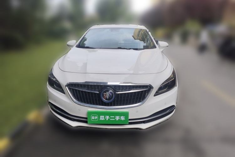 Used Buick LaCrosse 2016 30H Luxury Version Front