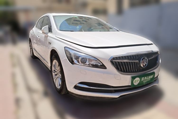 Used Buick LaCrosse 2016 20T Elite Edition Front Right 45 Deg
