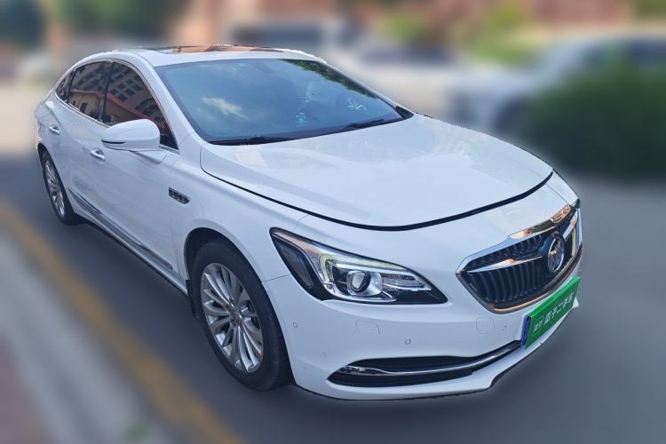 Used Buick LaCrosse 2016 28T Premium Edition Front Right 45 Deg